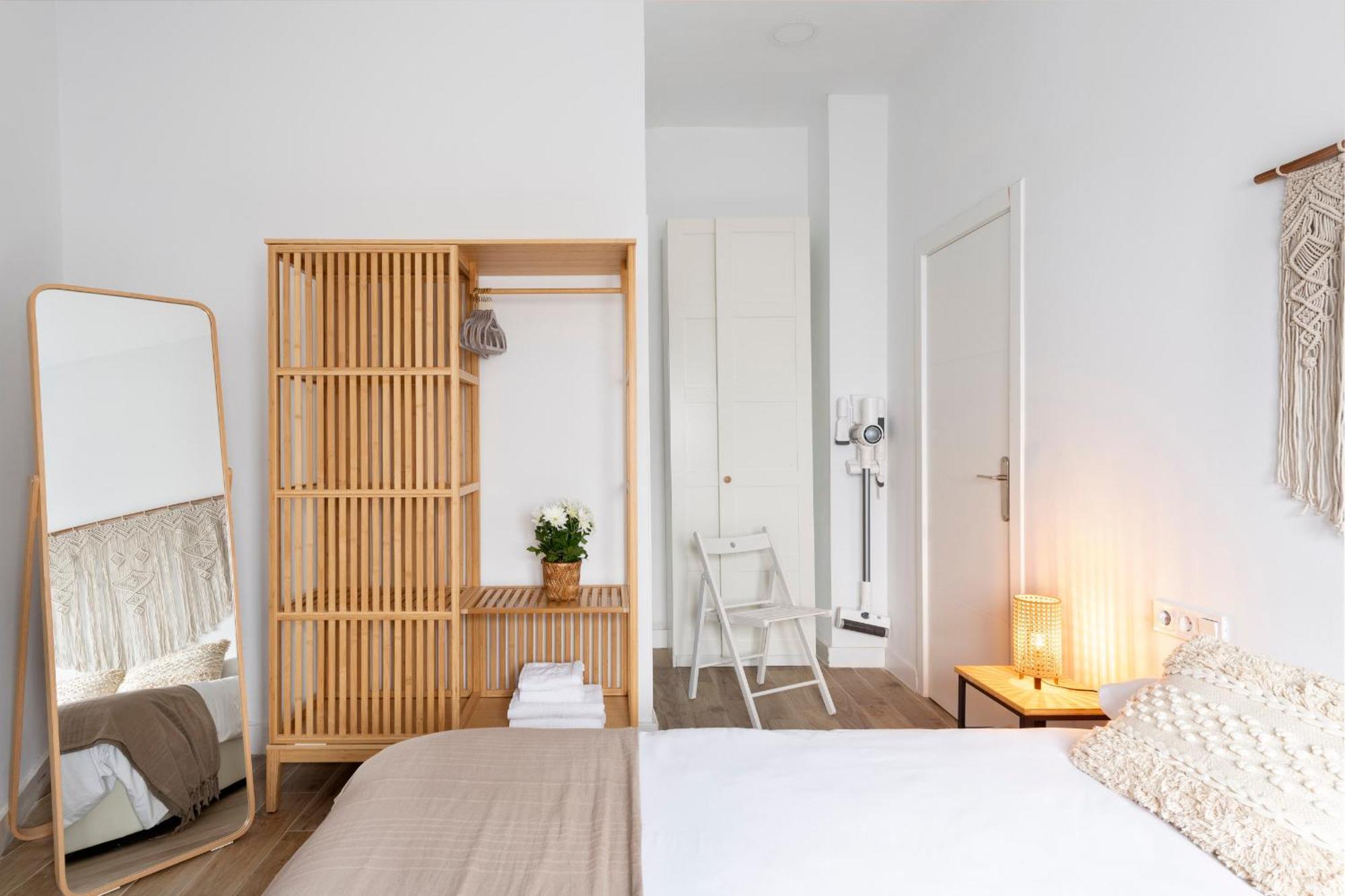 Calma Muralla House-Two Bedrooms & Two Bathrooms Sevilla Buitenkant foto