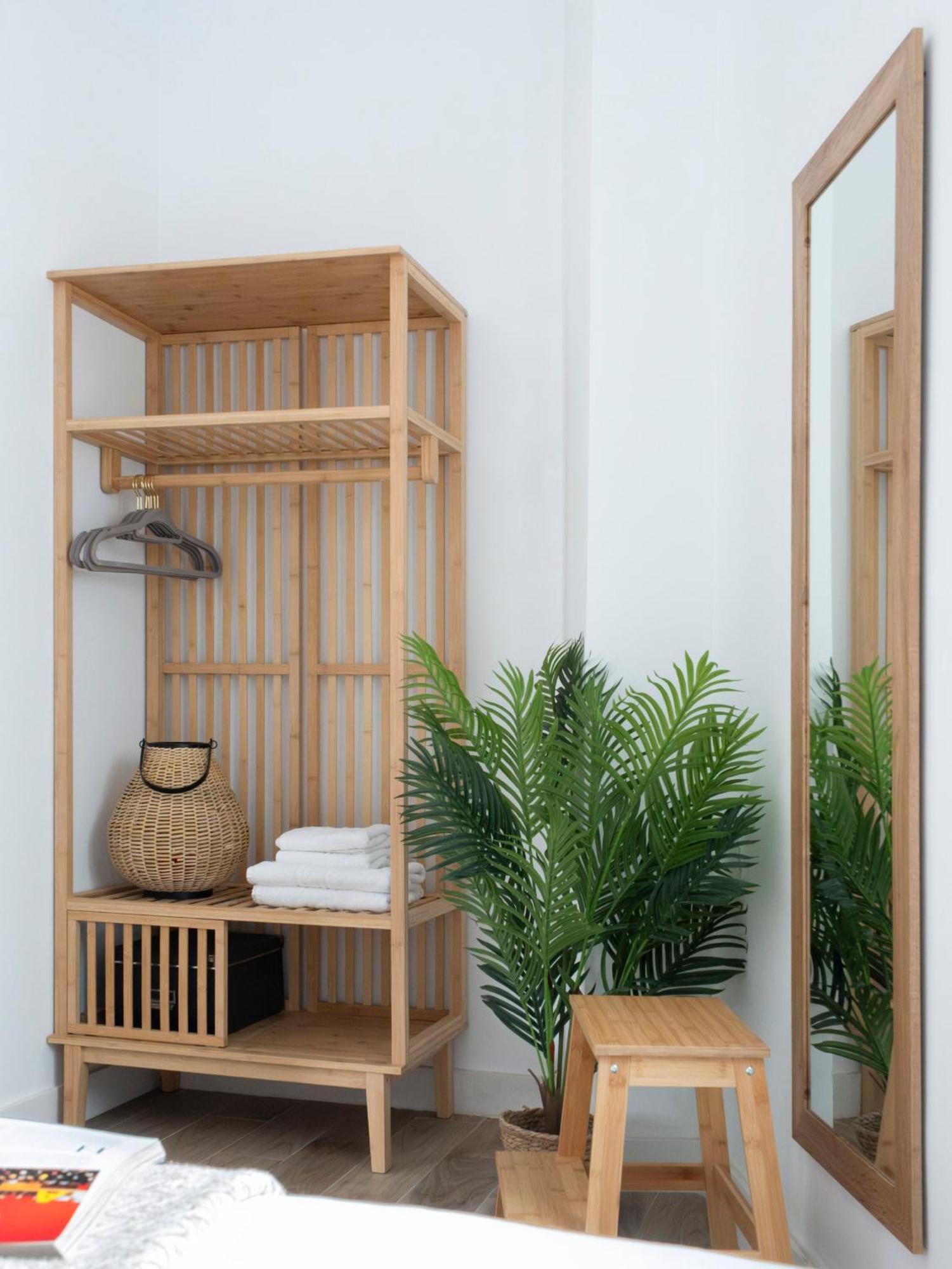Calma Muralla House-Two Bedrooms & Two Bathrooms Sevilla Buitenkant foto